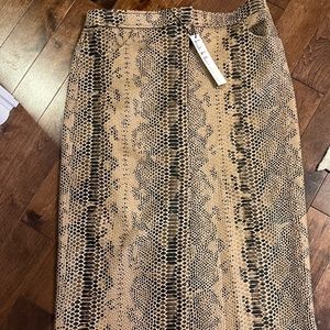 Nicole Miller below the knee vegan leather skirt